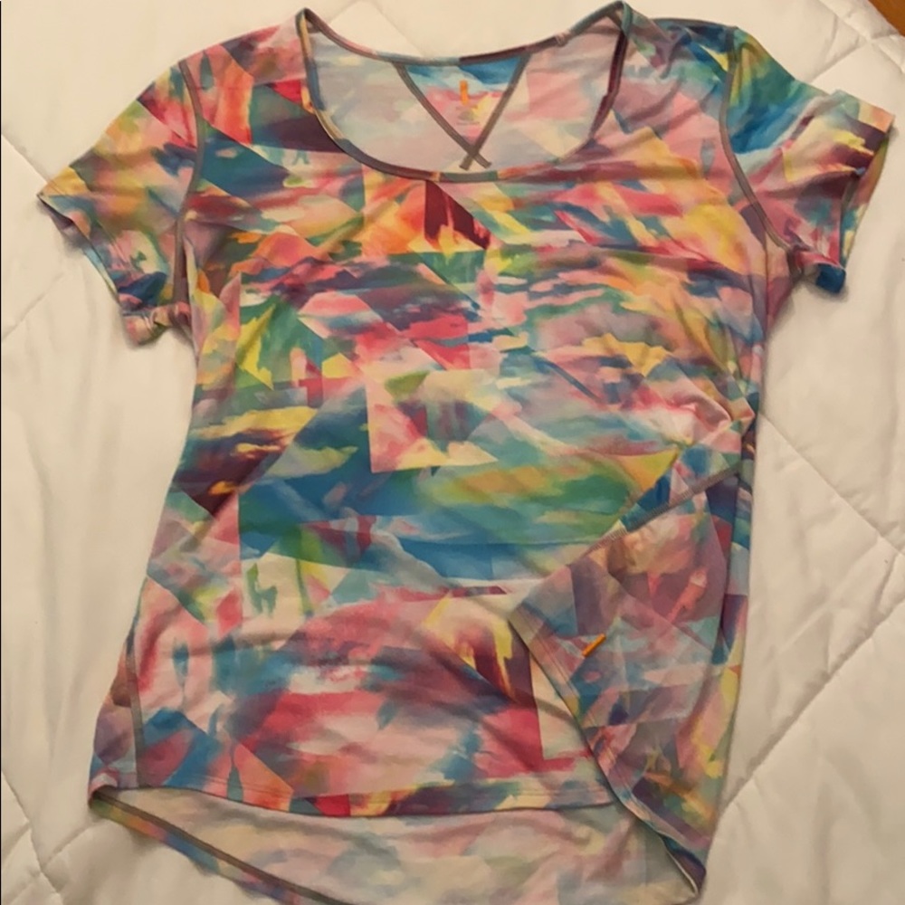 Lucy activewear Tee